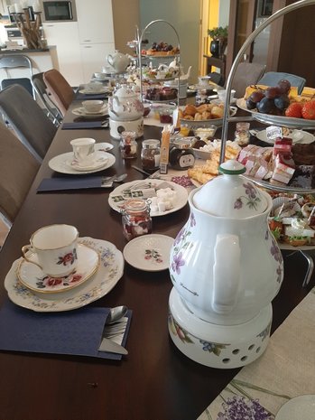 High Tea met Engels porselein